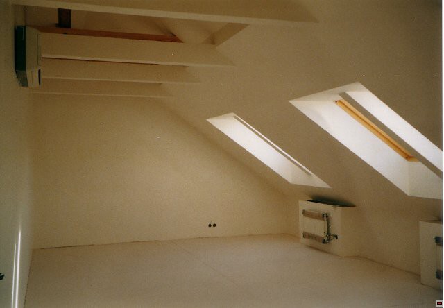 img00004.jpg